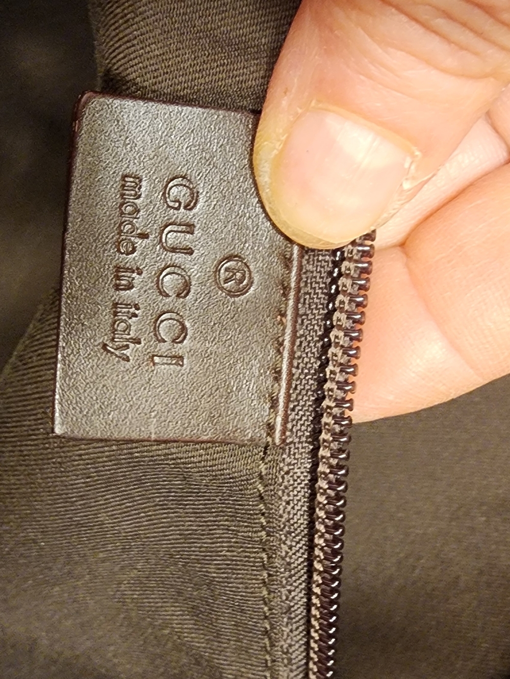 Gucci Beige GG Supreme Canvas Tote with Dark Brown Leather Trim - Picture 14 of 16